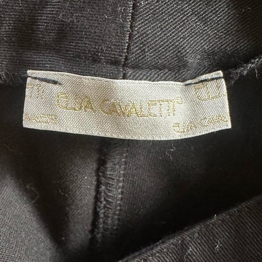 Velvet Capri - Picture 7 of 7
